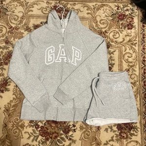 Gap zip up and short set . Size small